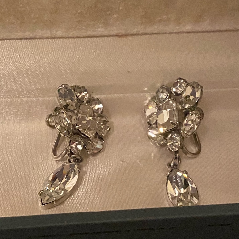 Vintage Rhinestone Clip on Earrings